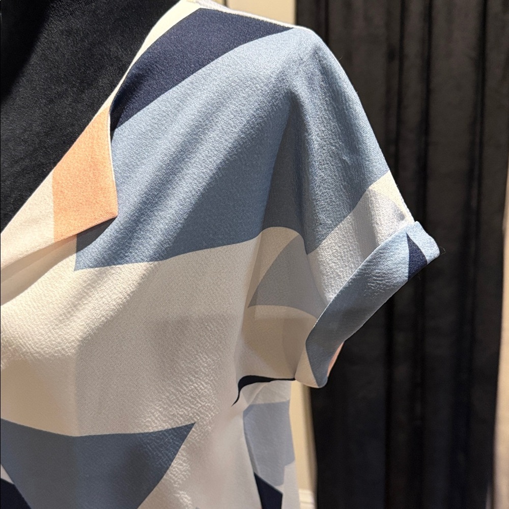 Abstract Patterned Midi Dress - Picture 3 of 9